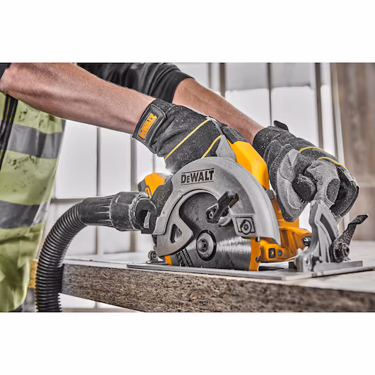 Pilarka tarczowa akumulatorowa 184 mm 18V XR 2x5,0Ah DeWalt DCS570H2T-QW - obrazek 4