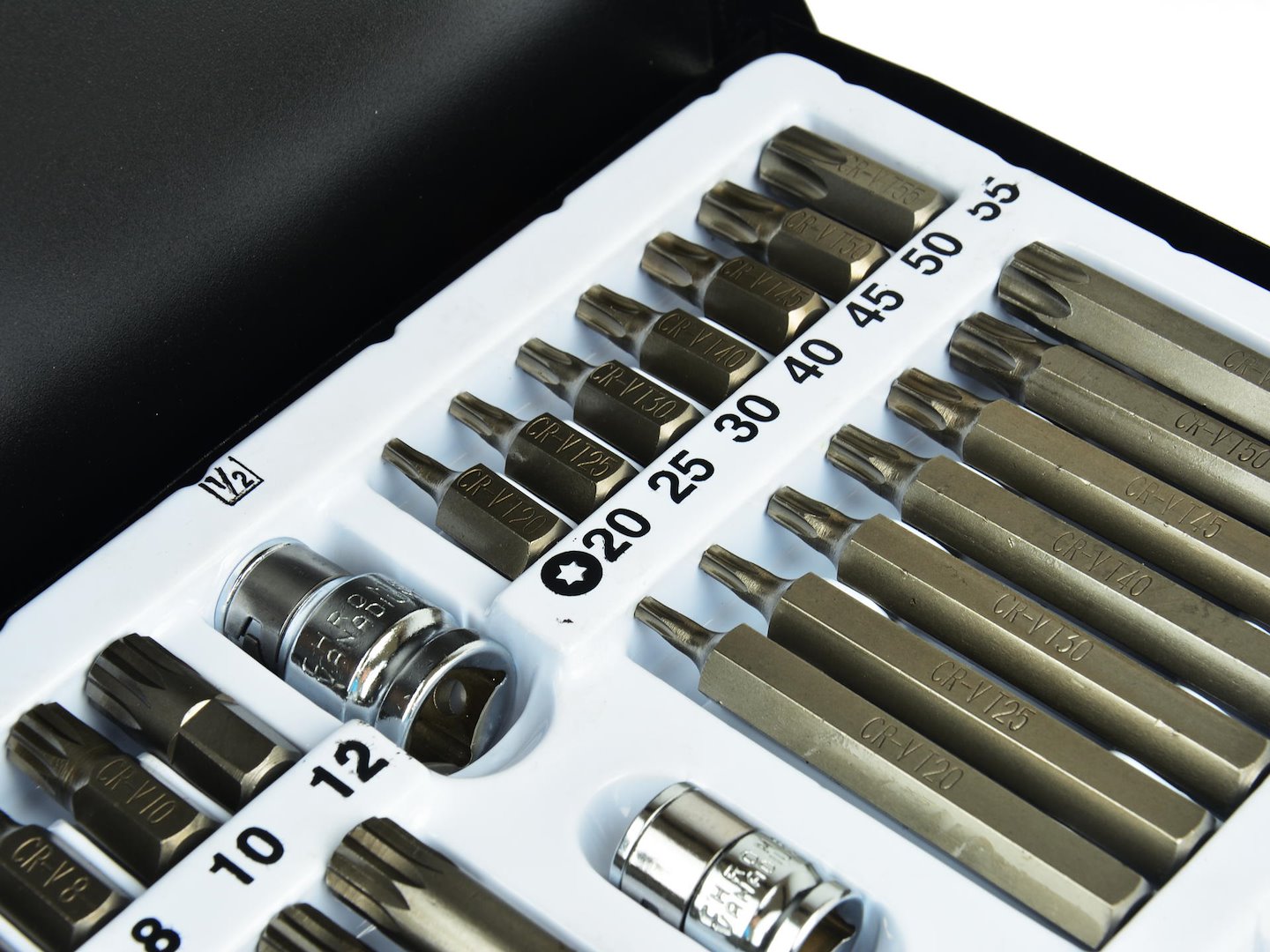 KOMPLET KLUCZY TORX CRV 40 ELEMENTÓW